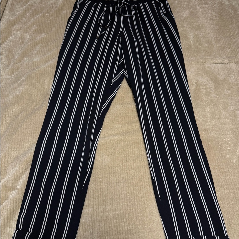 BE COOL Black and White Striped Cropped Pants
